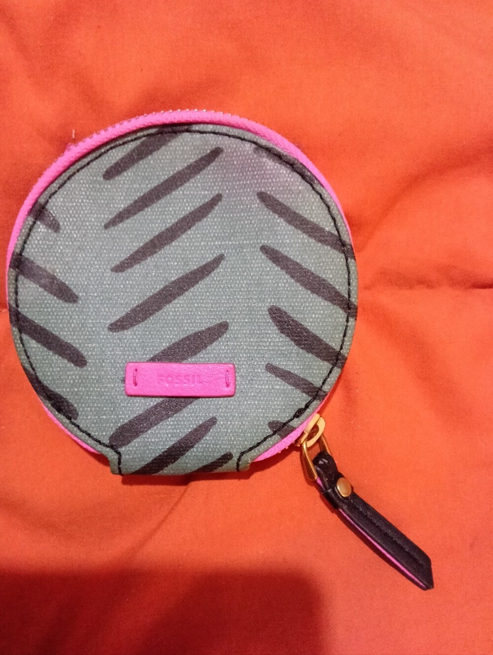 #3FW Fossil Keyper Round Olive Green Coin Pouch with Pink Trim NWT